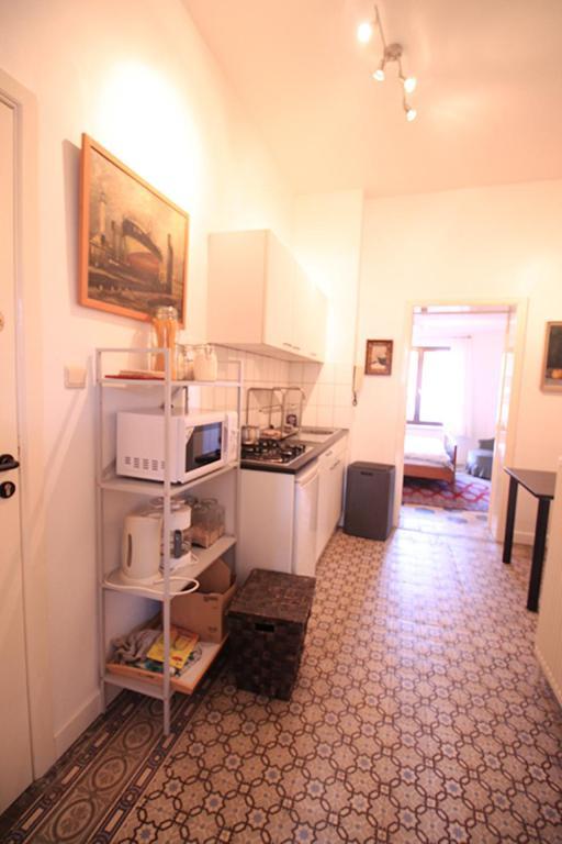 Cozy Studio Close To Zaventem Airport Brussel Bagian luar foto